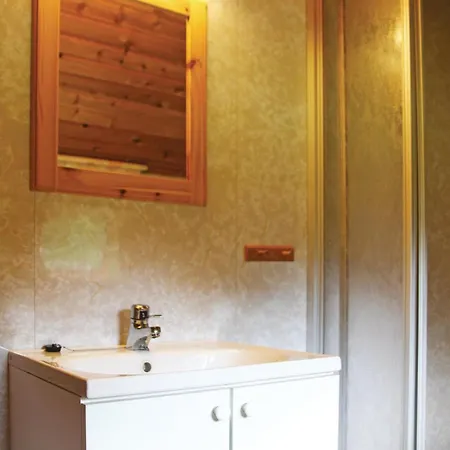 3 Bedroom Beautiful In Sandeid *